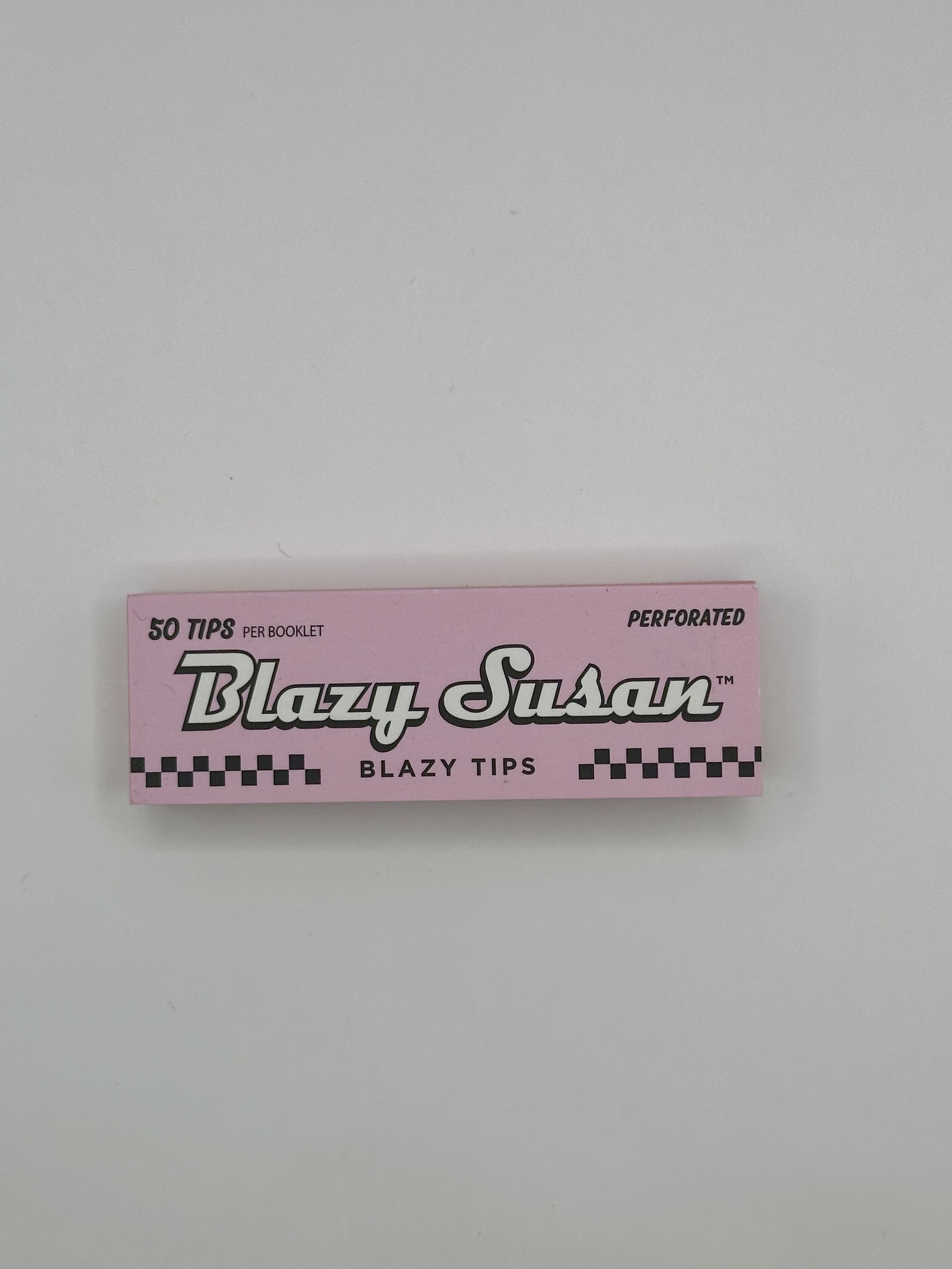 Photograph of product: Pink Blazy Filter Tips