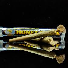 Photograph of product: Honey Stixx Jack Herer x Blue Dream LR & TH-ouiA Infused Pre-Roll Oui'd 2 x .5g