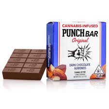 Photograph of product: [Punch] Punch Bar - 100mg - Dark Chocolate Almonds (H) - 