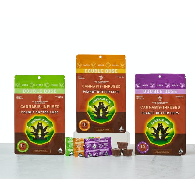Photograph of product: Oui'd - MILK CHOCOLATE PEANUT BUTTER CUPS (100MG)