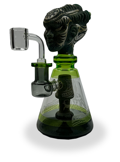 Photograph of product: ETCHED 3D HEAD SHOWER RIG AND 14MM QUARTZ BANGER INCLUDED 9IN