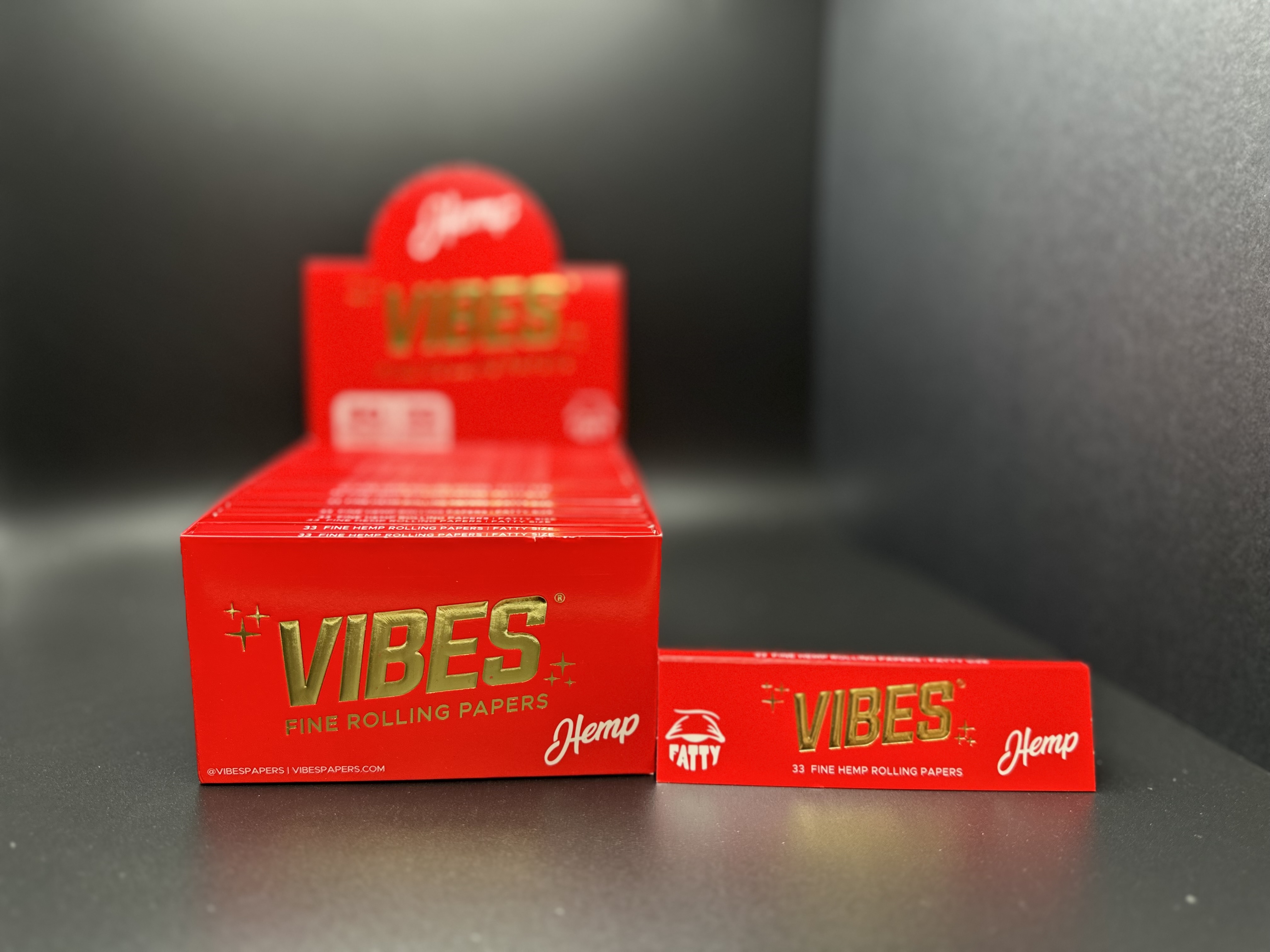 Photograph of product: Vibes - Fatty Booklet - Hemp (Red)