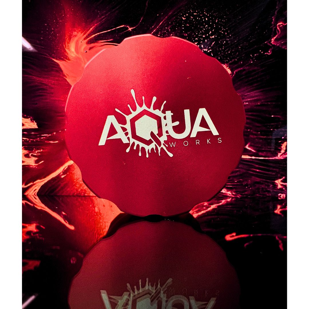 Photograph of product: Aqua 4pc Grinder Red