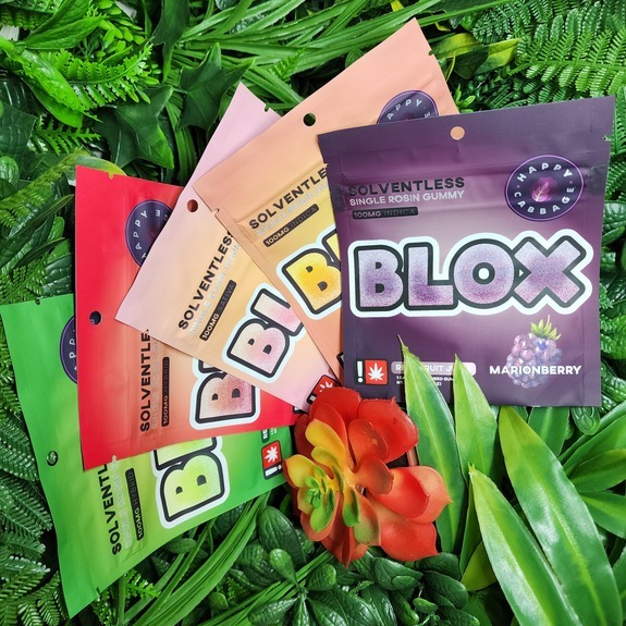 Photograph of product: Marionberry Relaxing Blox - 100mg Single SOLVENTLESSSolventless Gummy - Happy Cabbage