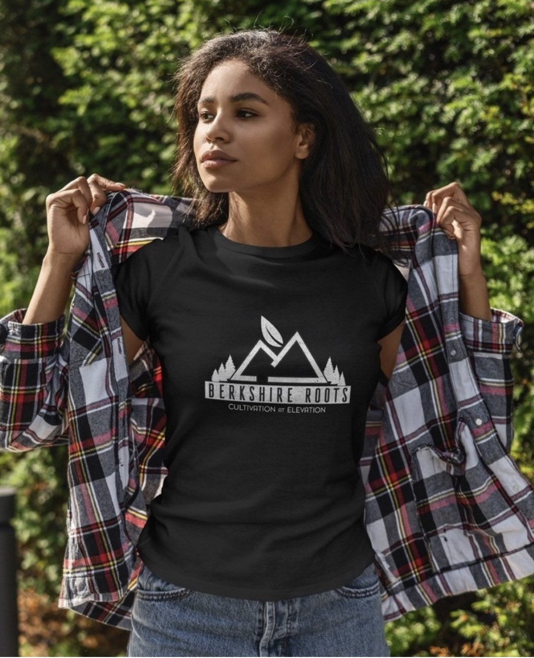 Photograph of product: Elevation Tee - Black L