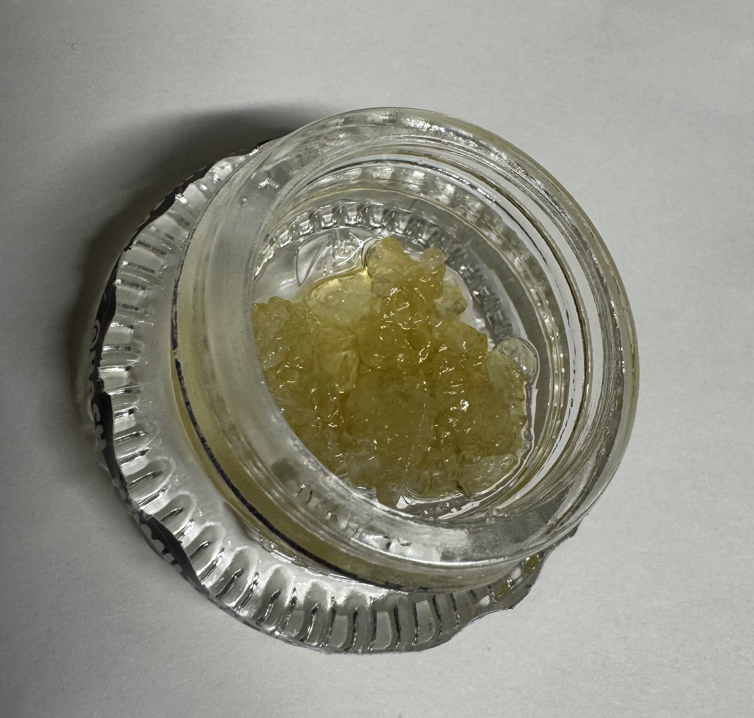 Photograph of product: Essentials Oui'd Co | Frosted Cherries Live Diamonds & Sauce