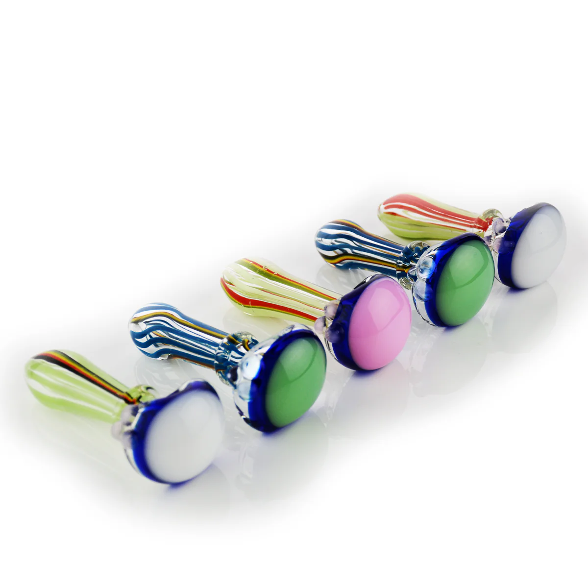 Photograph of product: 4.5" Glass Spoon with Double Rasta Lines