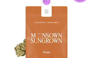 Photograph of product: Hudson Oui'd | Flower | Garlic Bud - 3.5g