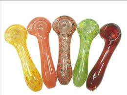 Photograph of product: Yellow Bird | 2.5" HAND PIPE Glass