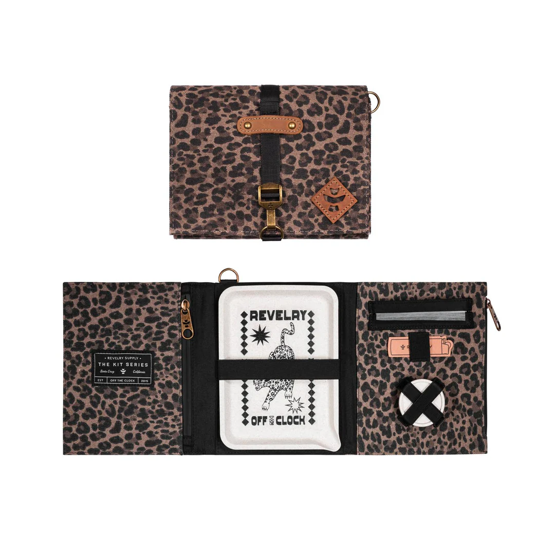 Photograph of product: Revelry - Rolling Tri-Fold Kit - Leopard
