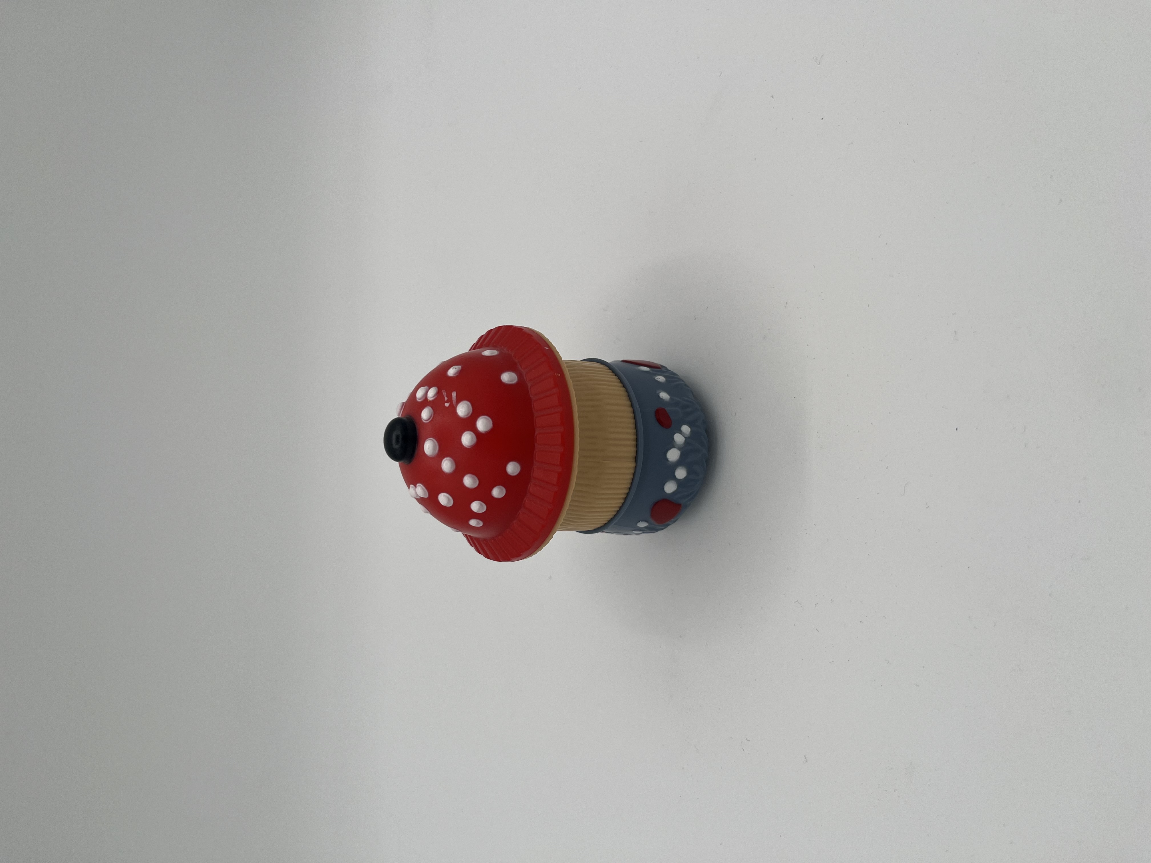 Photograph of product: Grinder | Mushroom | Medium