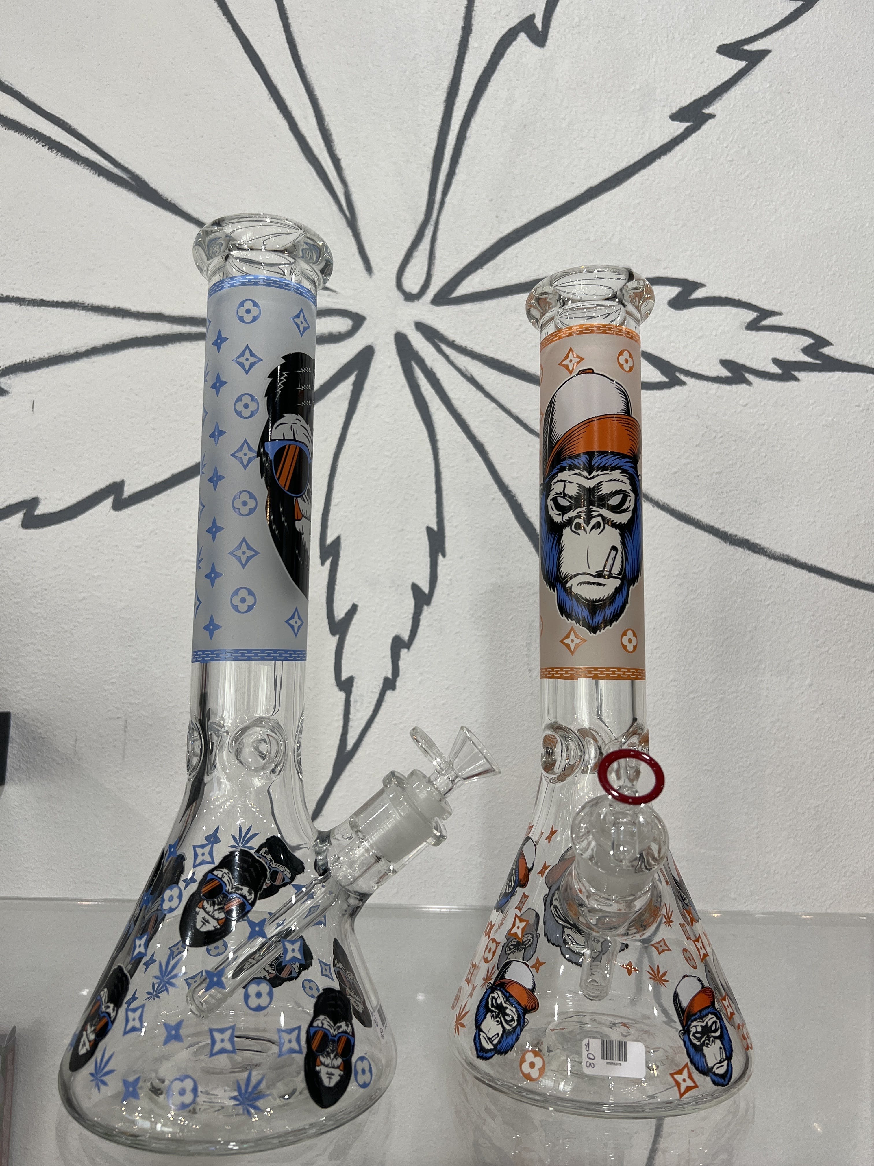Photograph of product: GLOW IN THE DARK BIG BONG $80