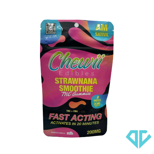 Photograph of product: Chewii Strawnana Smoothie Gummies 200mg (REC)