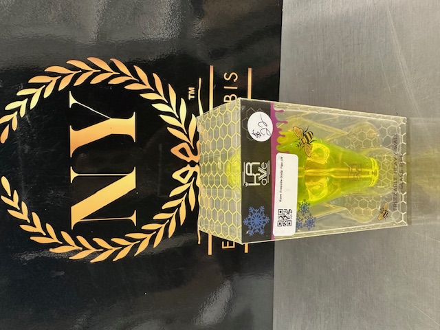 Photograph of product: Krave Freezable Crystal Pipe (UV Slime)