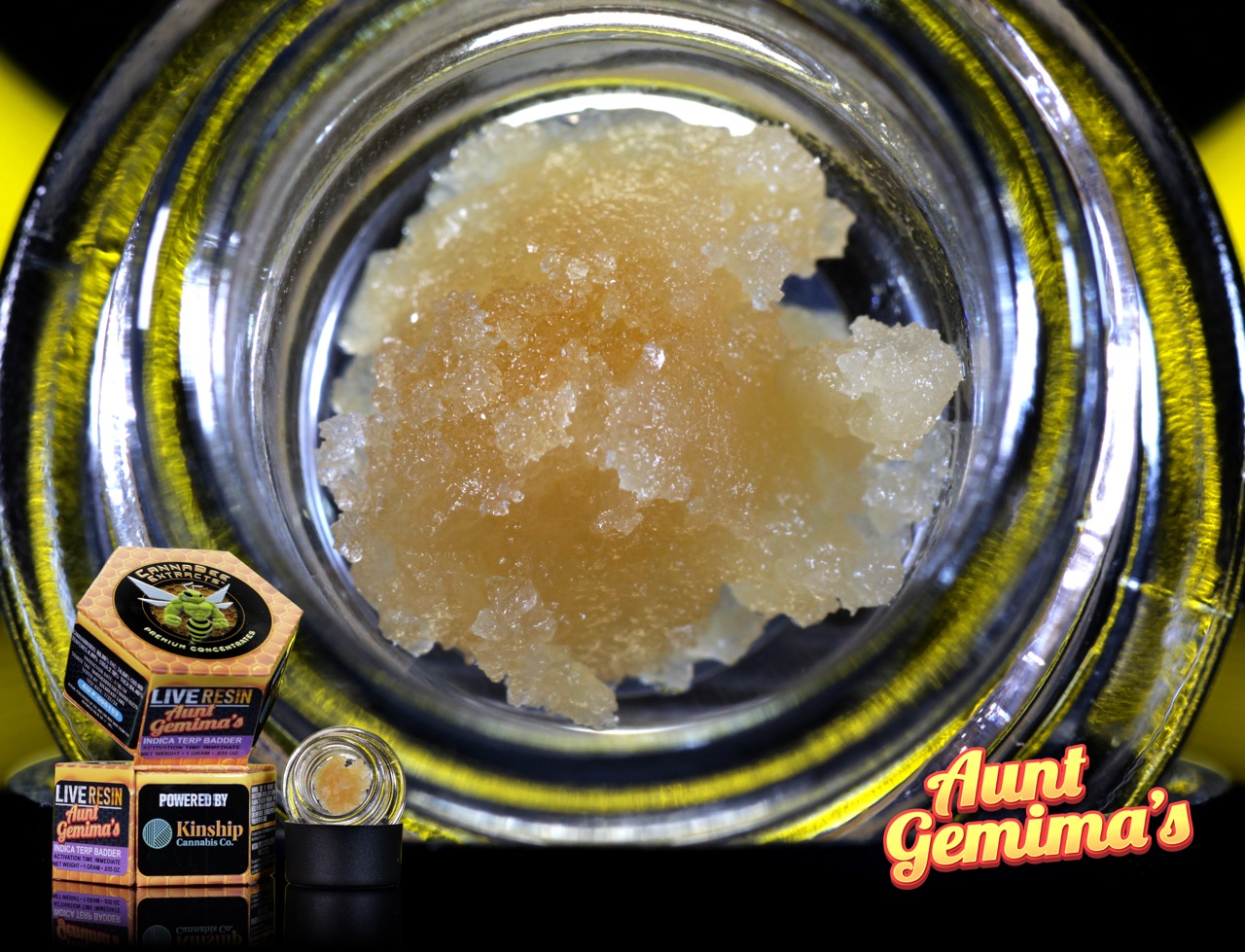 Photograph of product: Canna Bee | Aunt Gemima's | Live Resin Terp Badder Oui'd