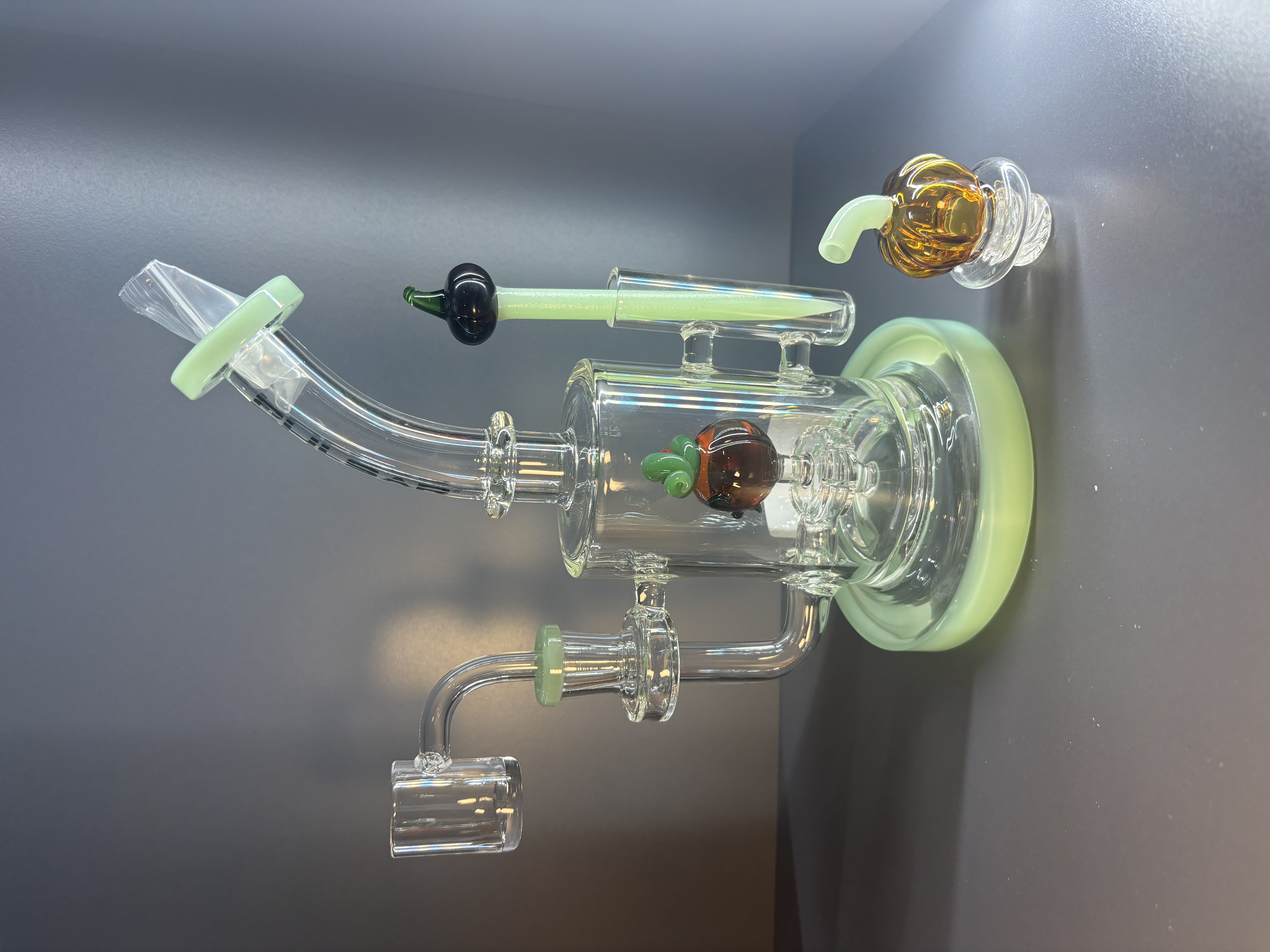 Photograph of product: Pumpkin Patch Glass Dab Rig