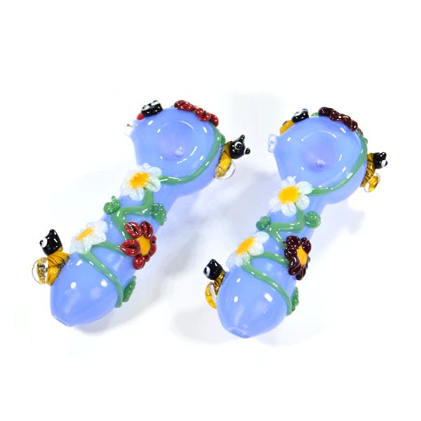Photograph of product: Flower w/Bees Hand Pipe - 