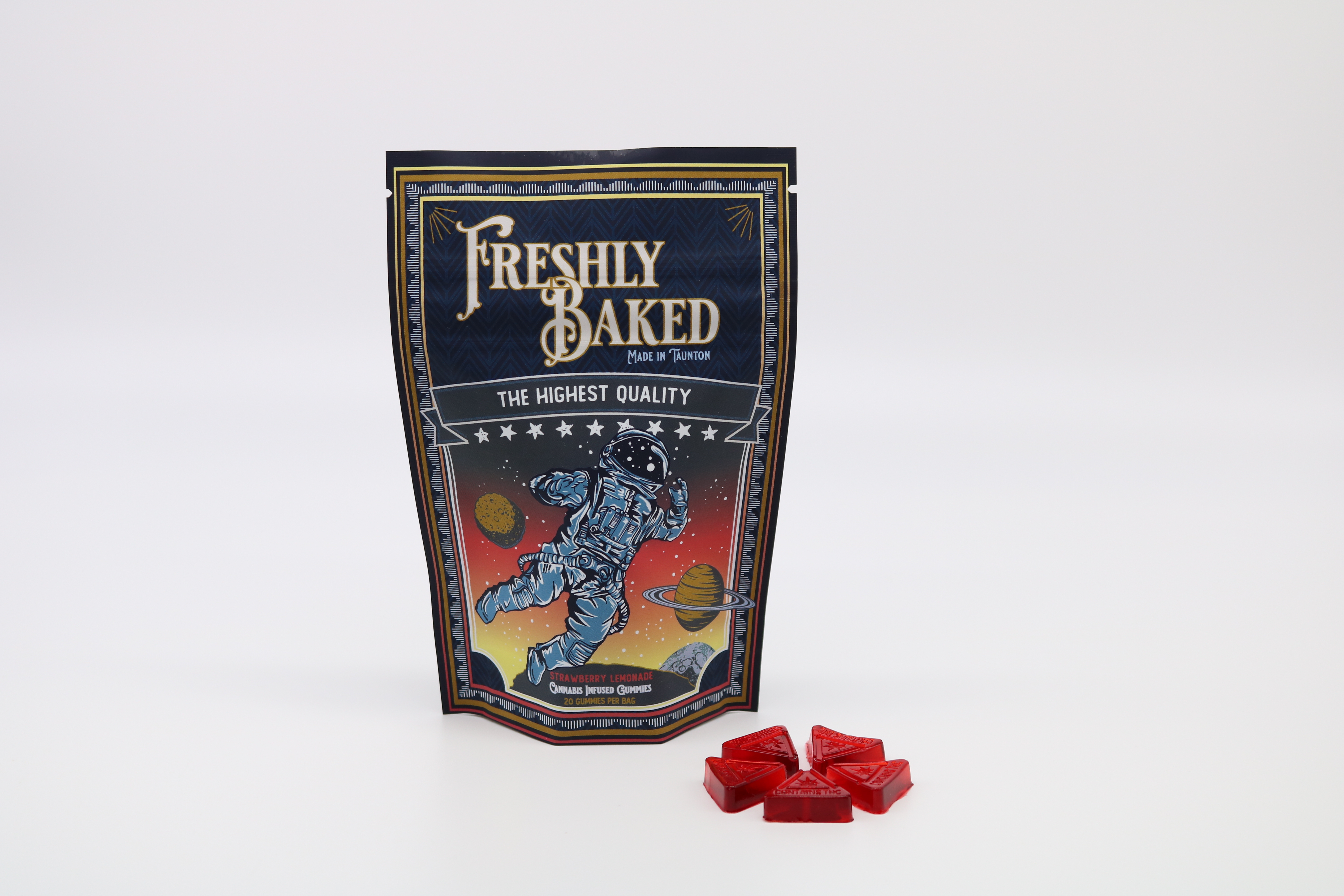 Photograph of product: Strawberry Lemonade "Core" Gummies | 20-Pack