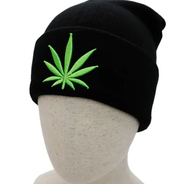 Photograph of product: Oui'd Leaf Beanie