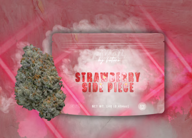 Photograph of product: Strawberry Side Piece Flower 3.5g