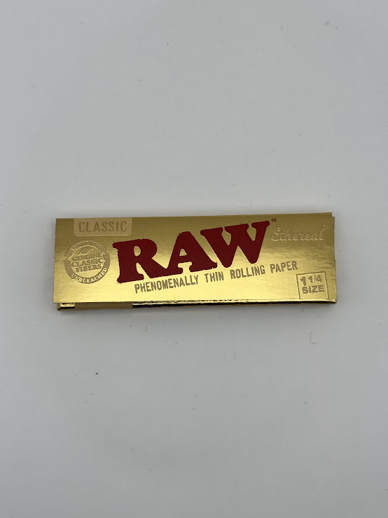 Photograph of product: Rolling Papers | Ethereal | RAW Classic 1 1/4