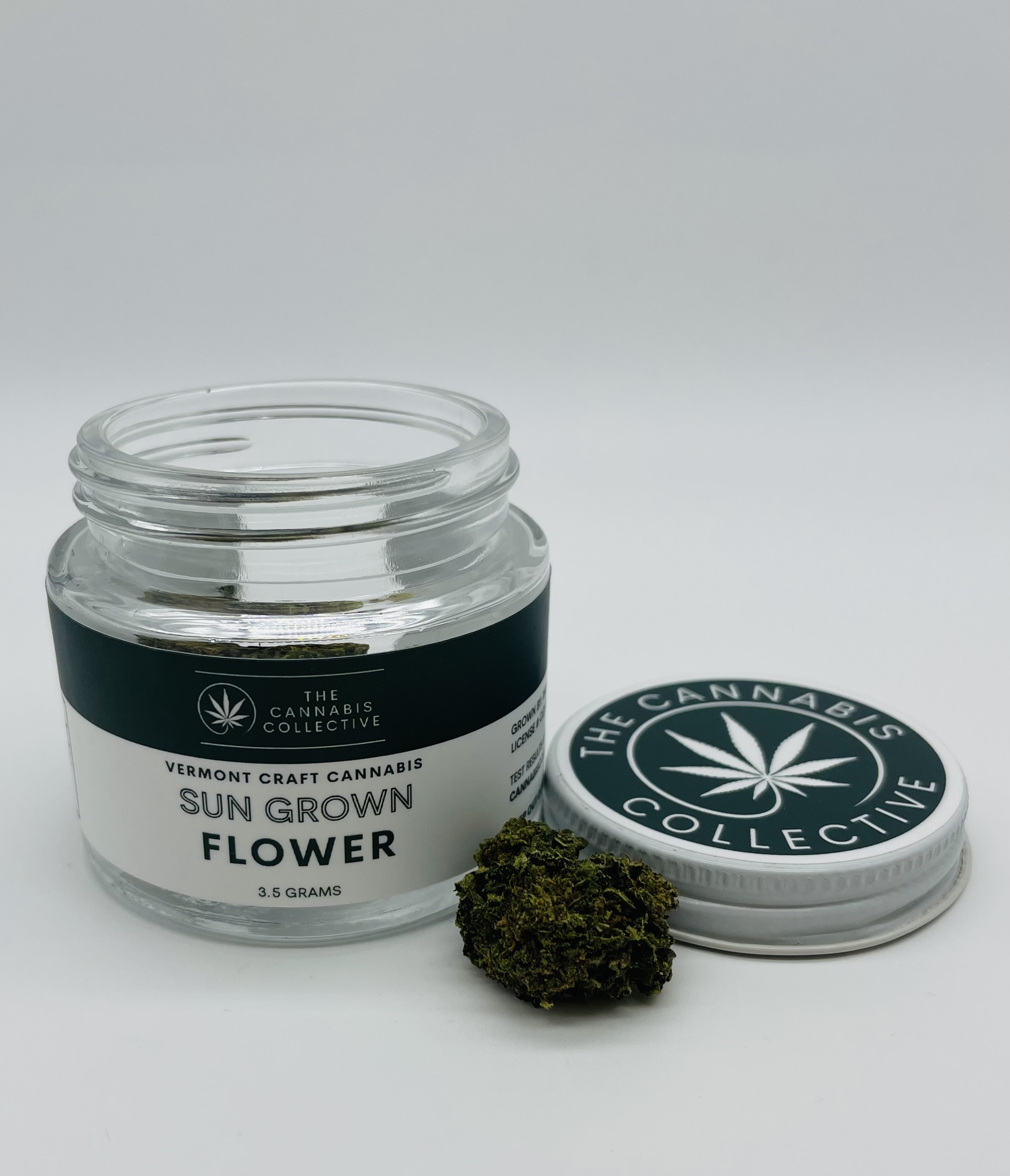 Photograph of product: The Oui'd Collective |  Gary Payton X Gelato 41 | Flower | 3.5g | 17.85% TH-oui