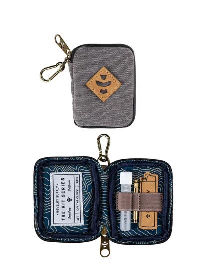 Photograph of product: Smell Proof Chillum Kit