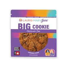 Photograph of product: Chocolate Chip Big Cookie 100MG (Laurie + MaryJane)
