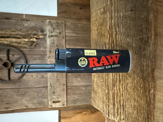 Photograph of product: Bic Disposable EZ Reach Raw Black Lighter
