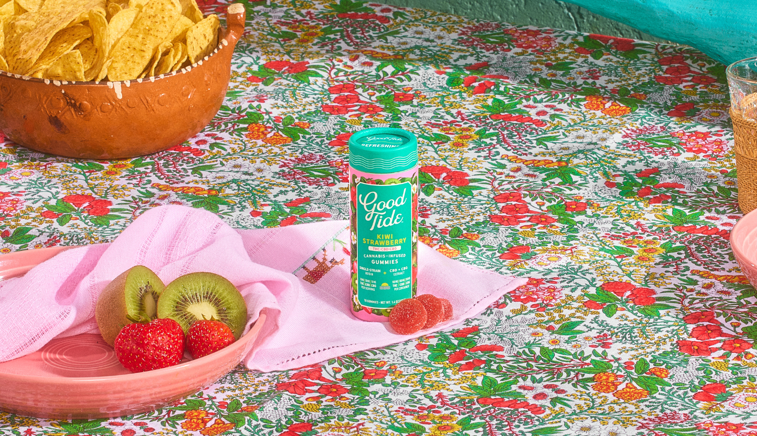 Photograph of product: Good Tide - Kiwi Strawberry Rosin Gummies 2:1:1 THC:CBD:CBG 200mg:100mg:100mg