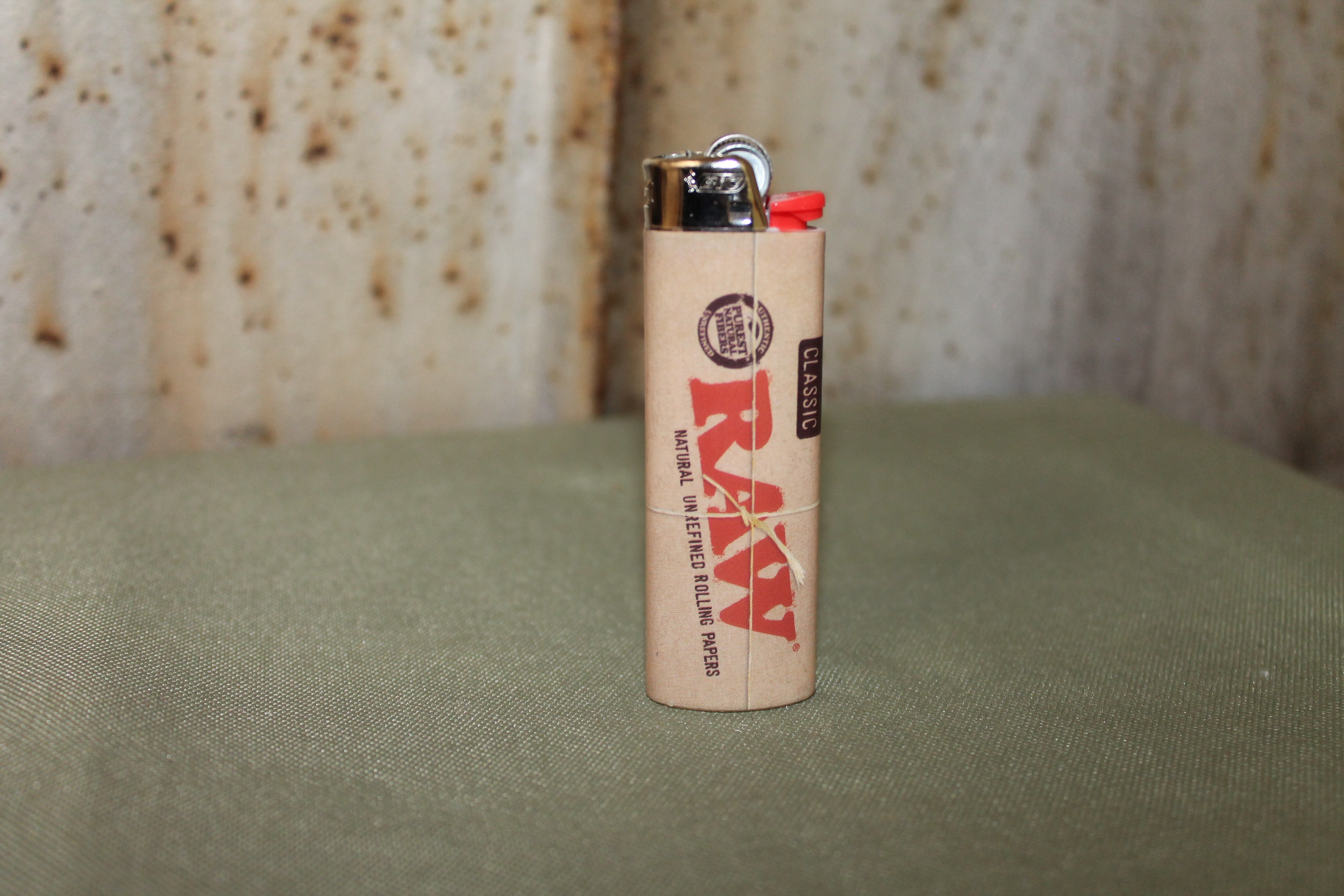 Photograph of product: BIC I Raw Brown Lighter