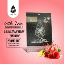 Photograph of product: Little Tree au chocolat Rosin Sour Strawberry Lemonade Gummies