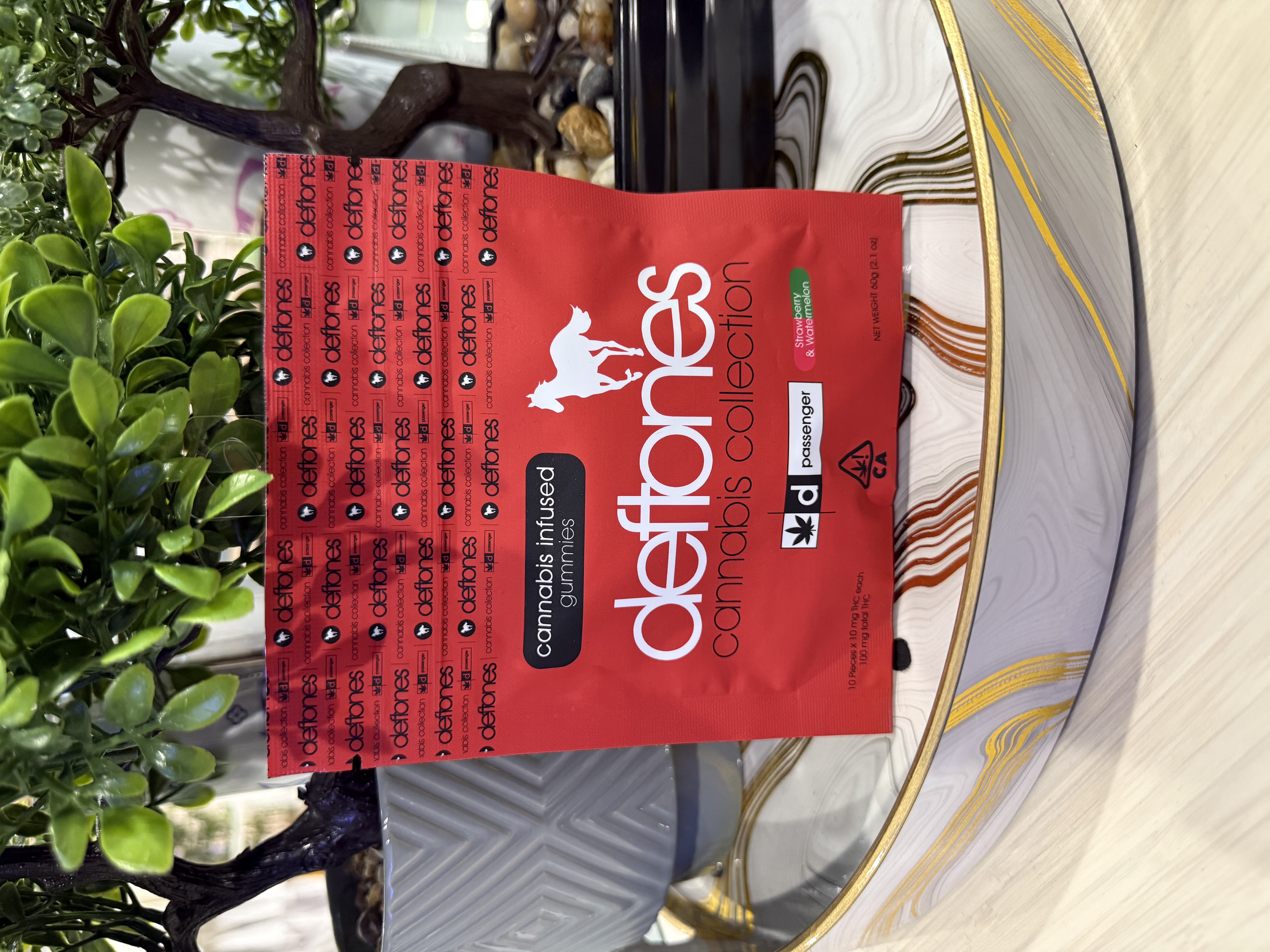 Photograph of product: Deftones | Strawberry Watermelon 100mg Gummy   100 Mg   10 Pack