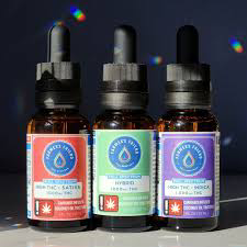 Photograph of product: FFE 2000mg PEARL BLOSSOM High CBD Tincture