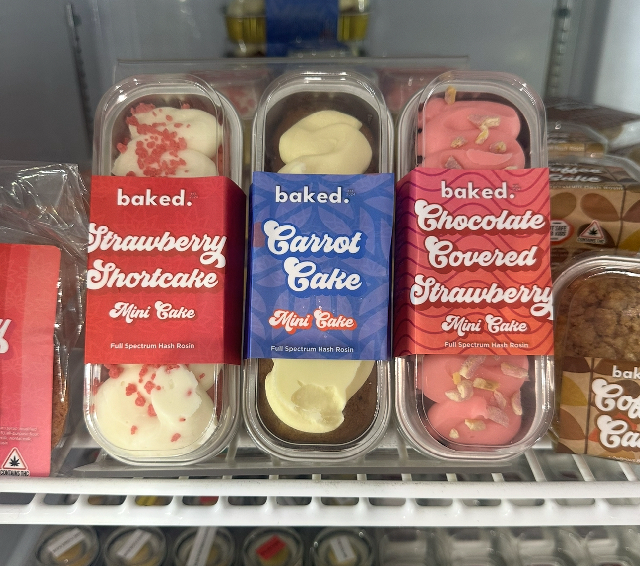 Photograph of product: Baked - Mini Cake Tin - 100mg