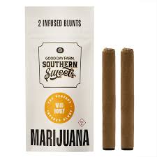 Photograph of product: Mint Chip Gelato - 2pk Vanilla Cream Infused Blunt - 2g