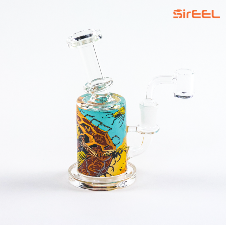 Photograph of product: SirEEL | Rig | 6" Angled Honeycomb Rig | Assorted Colors