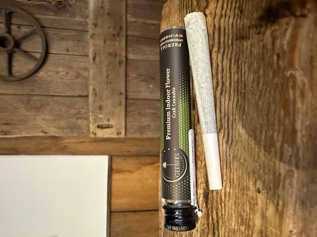 Photograph of product: Geebees au chocolatburger Preroll