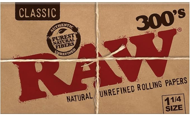 Photograph of product: Raw Classic 300's 1 1/4" Papers