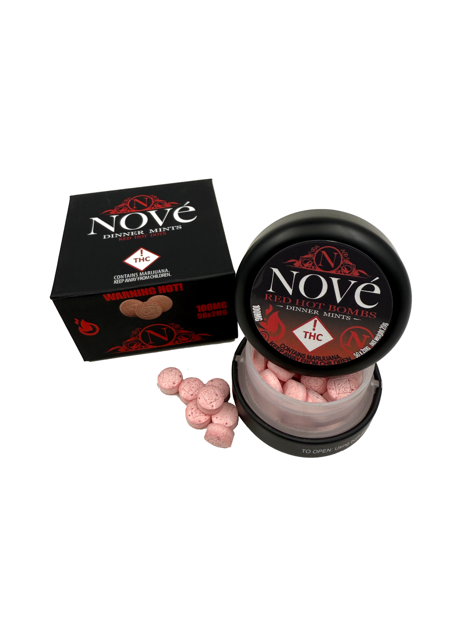 Photograph of product: Nove Red Hots Dinner Mints 100mg