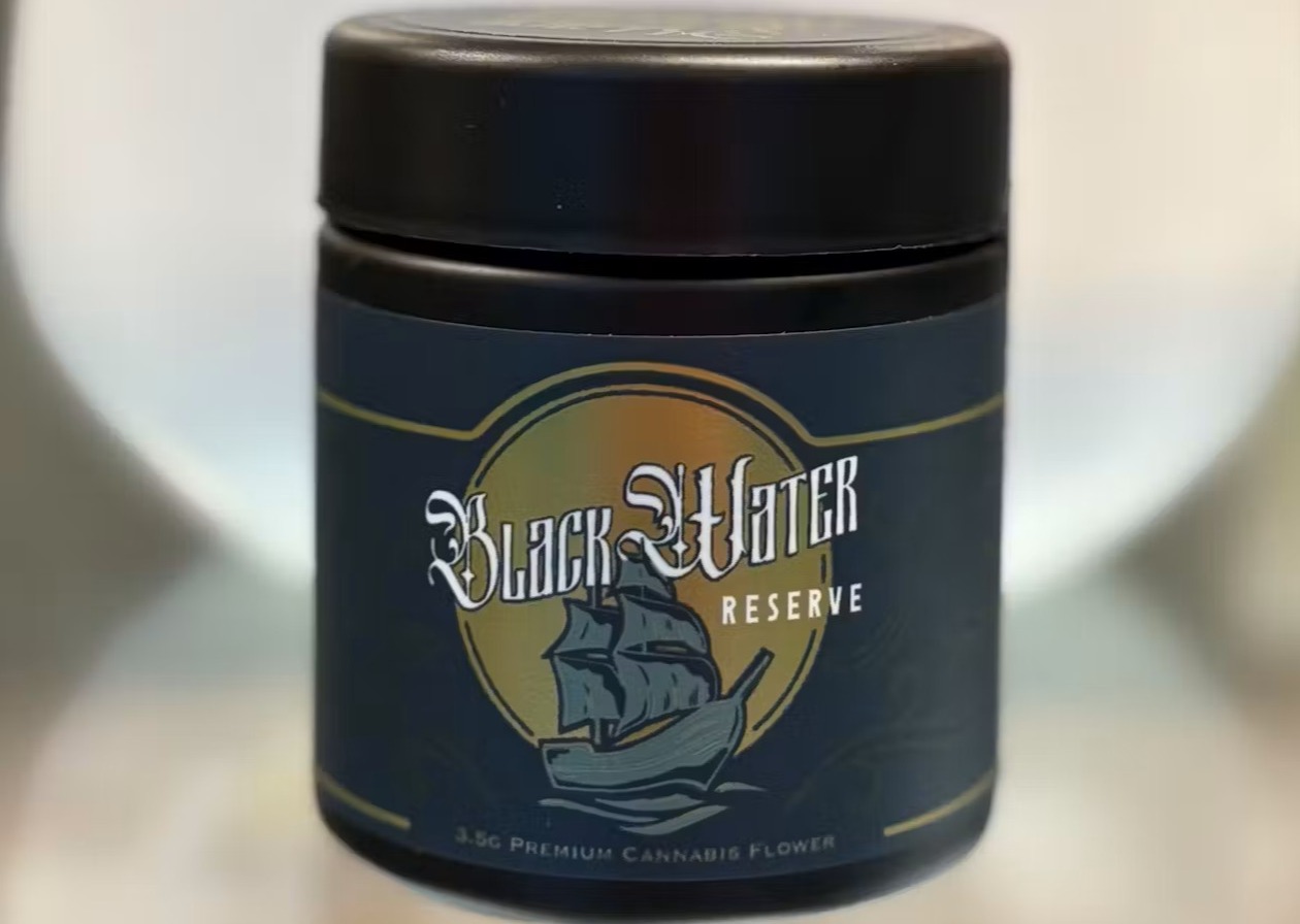 Photograph of product: Black Water Reserve | 3.5g | Menage