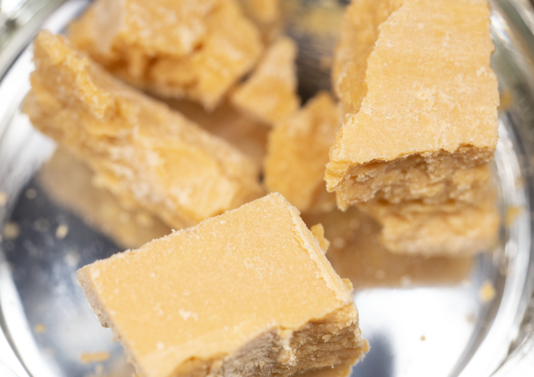 Photograph of product: CSC (I/H) Pillow Talk Cured Resin Bucket