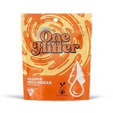 Photograph of product: True North One Hitter Gummies 200mg Orange Dreamsicle