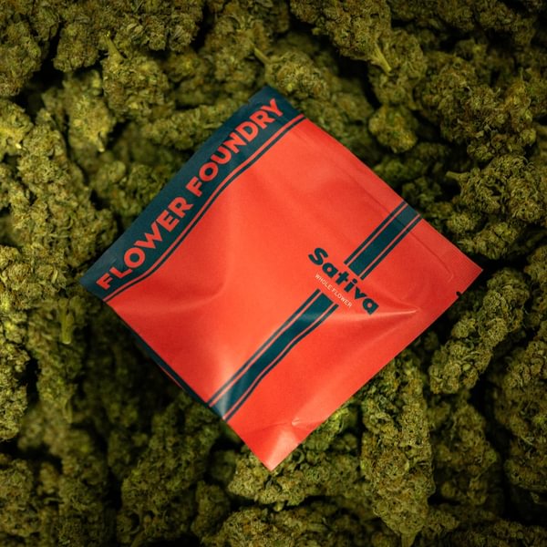 Photograph of product: Pineapple D OG - ["14g Flower"]