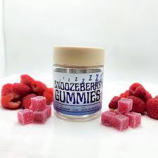 Photograph of product: 100mg gummies | snoozeberry | Highly Rooted