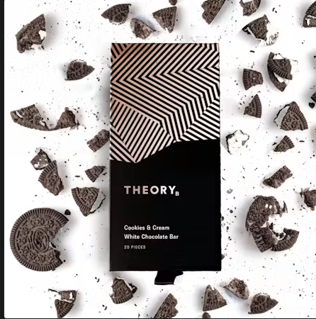 Photograph of product: Cookies and Cream White Chocolate Bar | 20pc