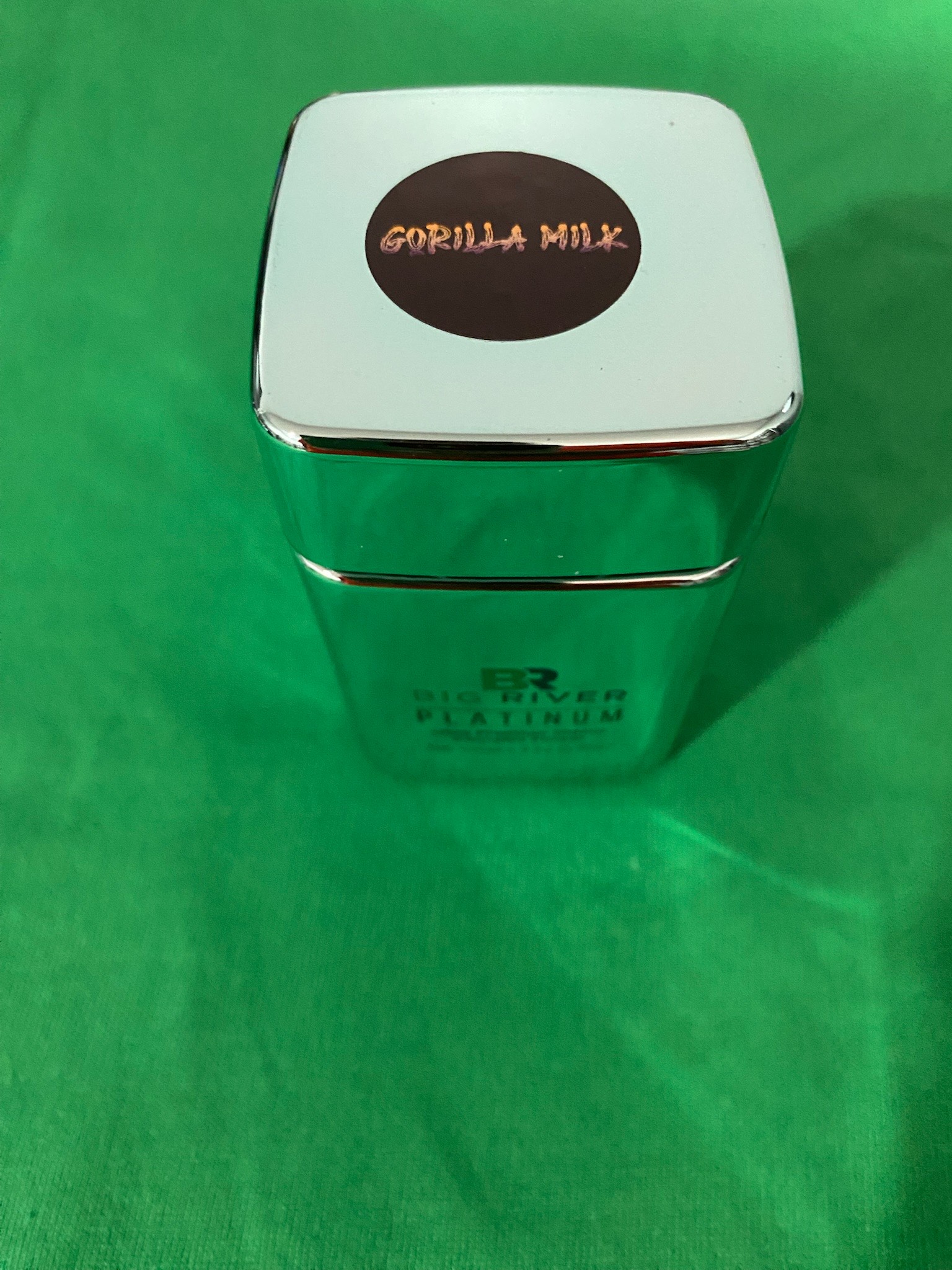 Photograph of product: Platinum Label- Gorilla Milk - 3.5g