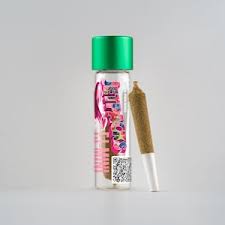 Photograph of product: Jetpacks FJ Mini  |  Strawberry Sour Diesel  |  .6G Infused Pre Roll