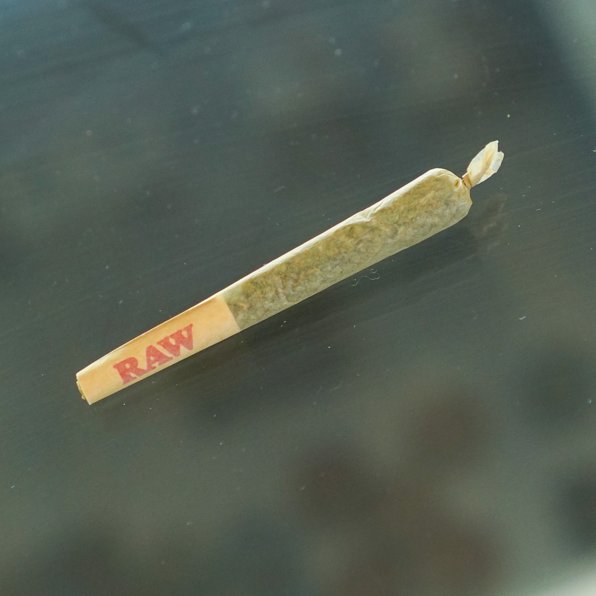 Photograph of product: lemon Kush 1g - House Roll