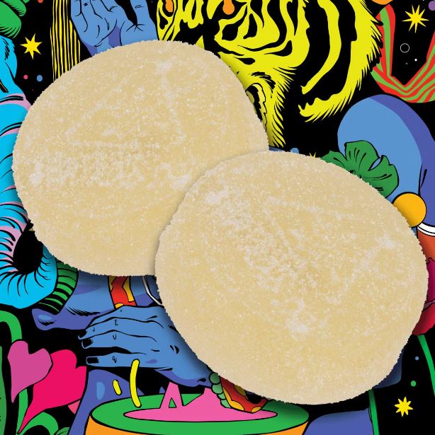 Photograph of product: Sapura | Hybrid Strawberry Banana Dreamin' Gummies